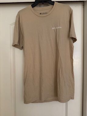 Columbia Men's Short Sleeve T-Shirt in Beige with White Logo